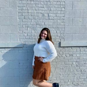 Meet your Posher, Lindi